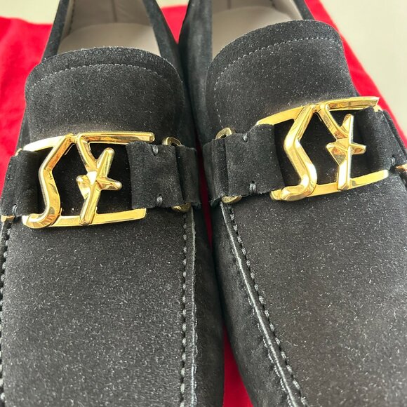 SALVATORE FERRAGAMO MENS SHOE SIZE .9  NEW. MADE IN ITALY.